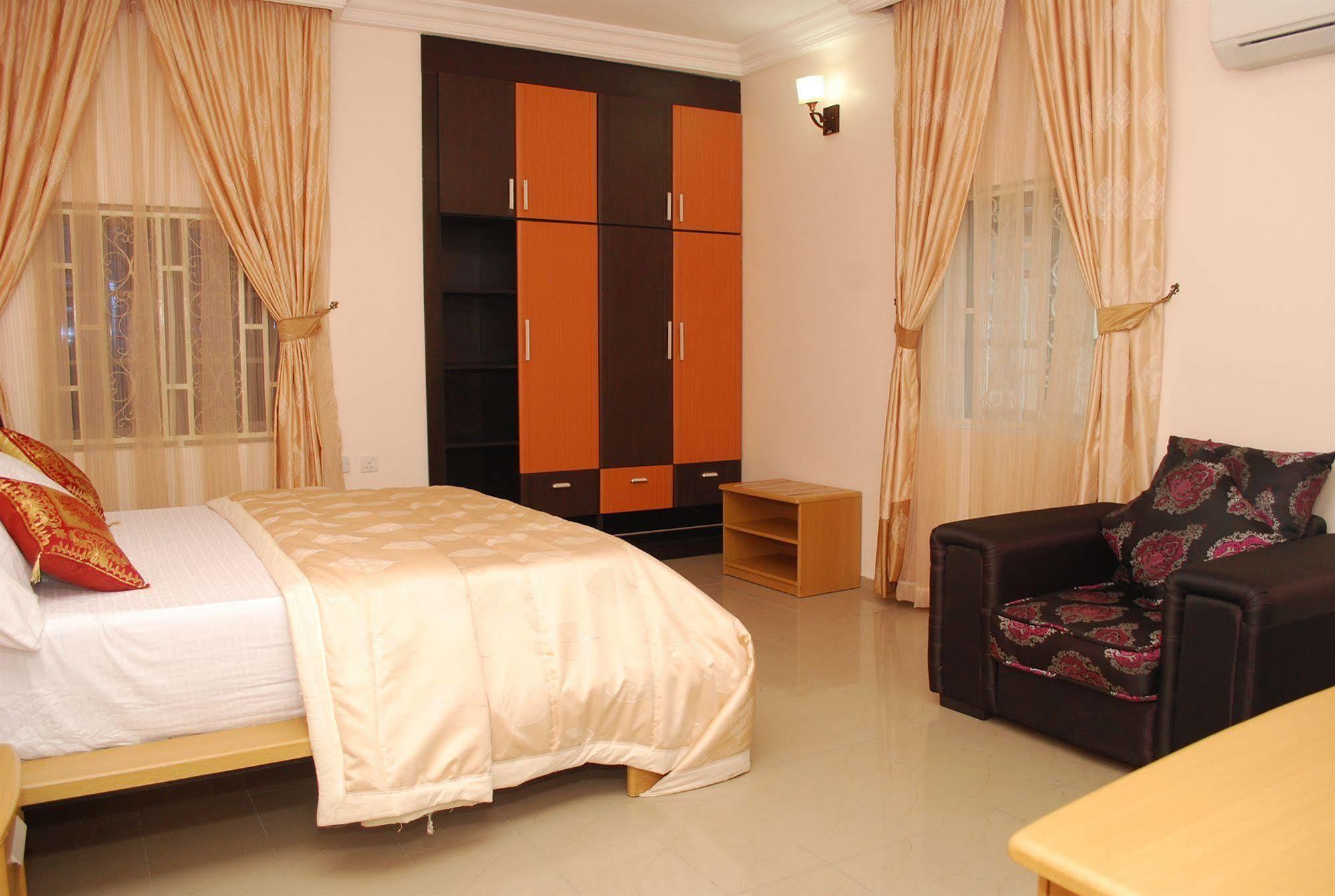 Hemas Hotel Abuja Exterior foto